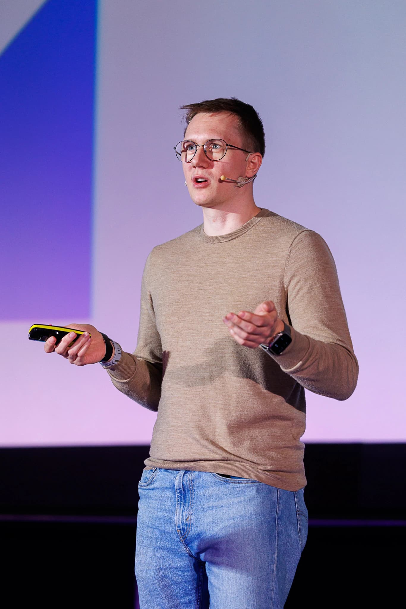Daniel Sogl speaking at a conference